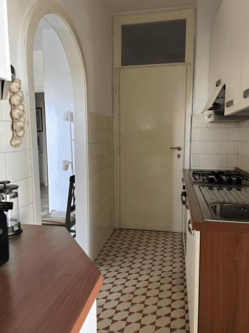 Tiberia Apartment Рим Экстерьер фото